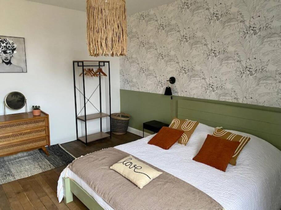 Au Petit Bragard- Triplex Proche Centre Ville Saint-Dizier Dış mekan fotoğraf